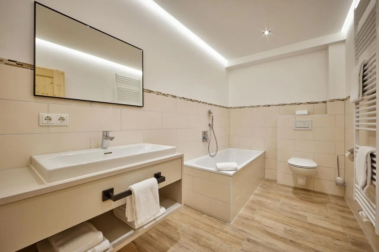 Haus Hoamat - Bergfeuer Apartment Farchant Germany